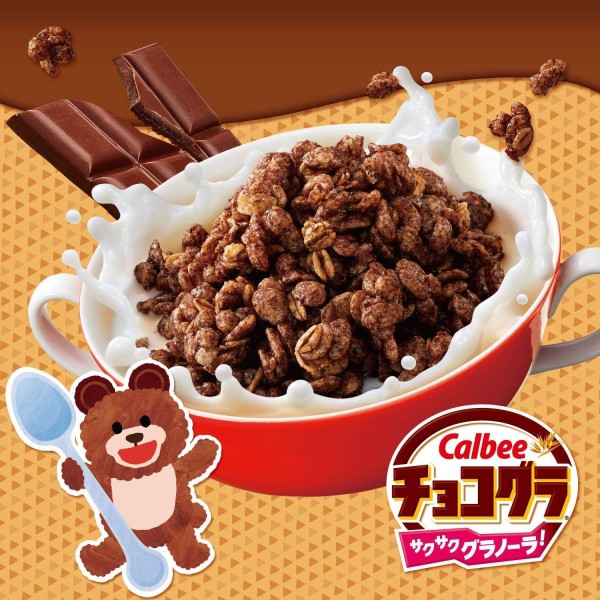 Шоколадная гранола с железом и кальцием Calbee Granola Chocolate