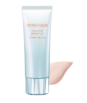 Осветляющий солнцезащитный крем Shiseido BENEFIQUE Holistic Bright UV SPF50+・PA++++