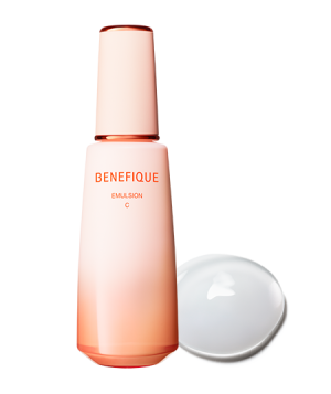 Осветляющая эмульсия для лица Shiseido BENEFIQUE Emulsion