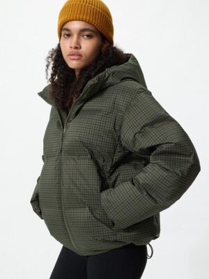 Бесшовный клетчатый пуховик Uniqlo Seamless Down Parka