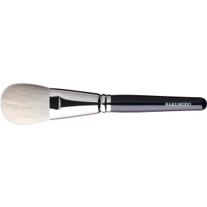 Кисть для румян HAKUHODO Blush Brush  Round & Flat J501