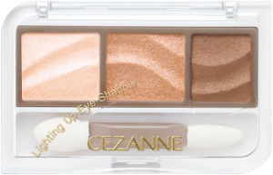 Трехцветные тени для век с эффектом естественного градиента CEZANNE Lighting Up Eye Shadow