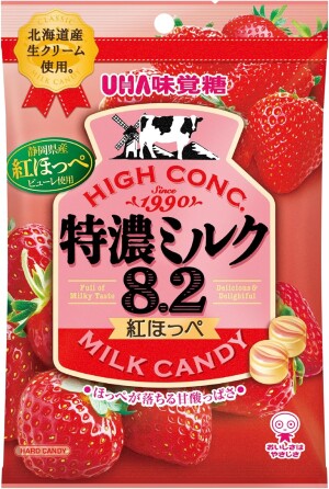 Молочная карамель с насыщенным вкусом клубники UHA TOKUNO MILK 8.2 Strawberry Milk Candy