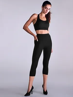 Капри-леггинсы с высокой посадкой Victoria’s Secret VSX Elevate™ Capri Legging Black